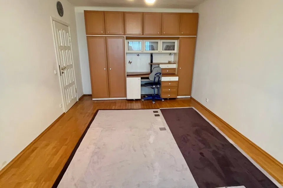 Продаётся 2-комнатная квартира, 55 м²