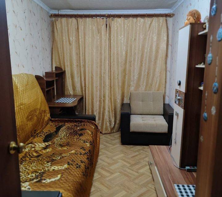 Продаётся 3-комнатная квартира, 58.2 м²