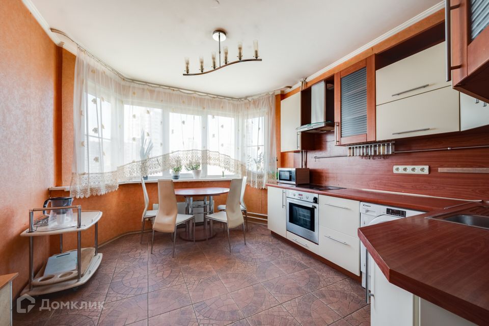 Продаётся 2-комнатная квартира, 60.9 м²
