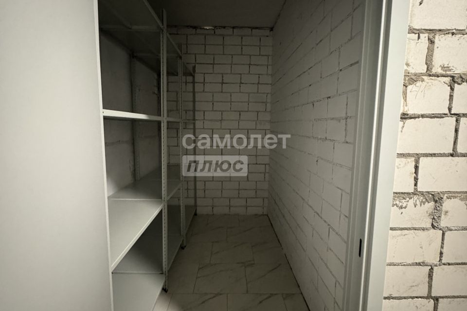 Продаётся машиноместо, 21 м²