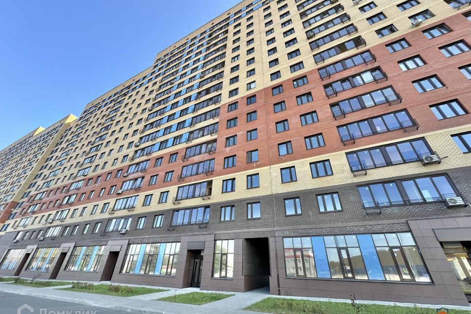 Продаётся 1-комнатная квартира, 42 м²