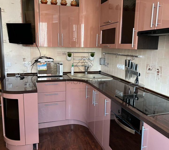 Сдаётся 3-комнатная квартира, 92 м²