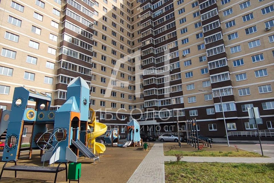 Продаётся 2-комнатная квартира, 58.9 м²