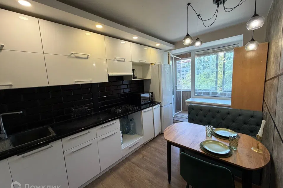 Продаётся 1-комнатная квартира, 33 м²