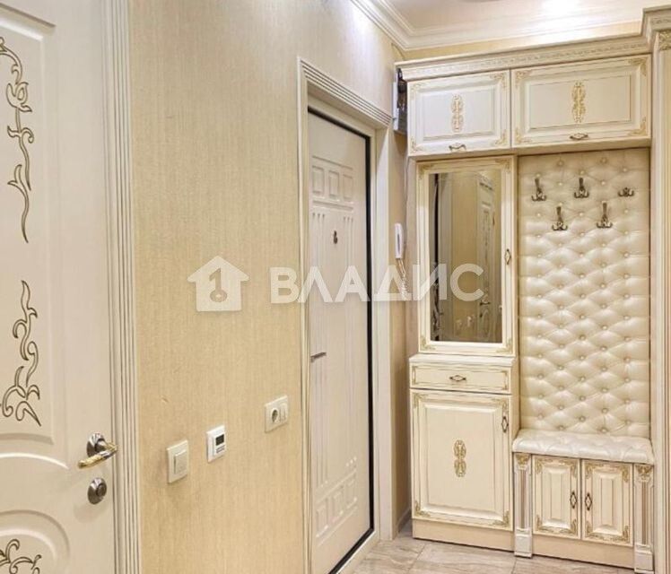 Продаётся 3-комнатная квартира, 98.4 м²