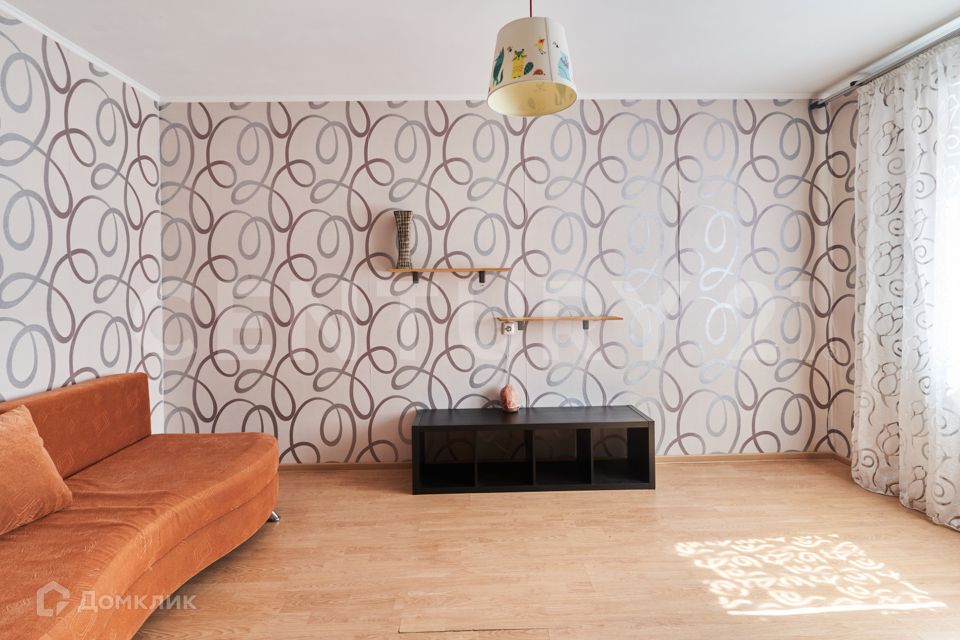 Продаётся 2-комнатная квартира, 56.3 м²