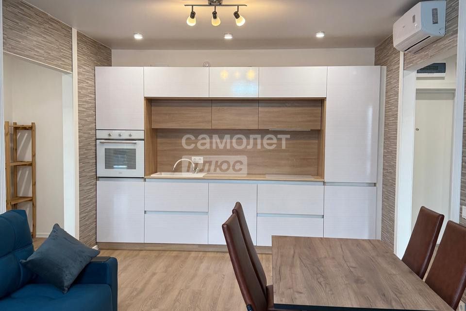 Продаётся 3-комнатная квартира, 58.2 м²