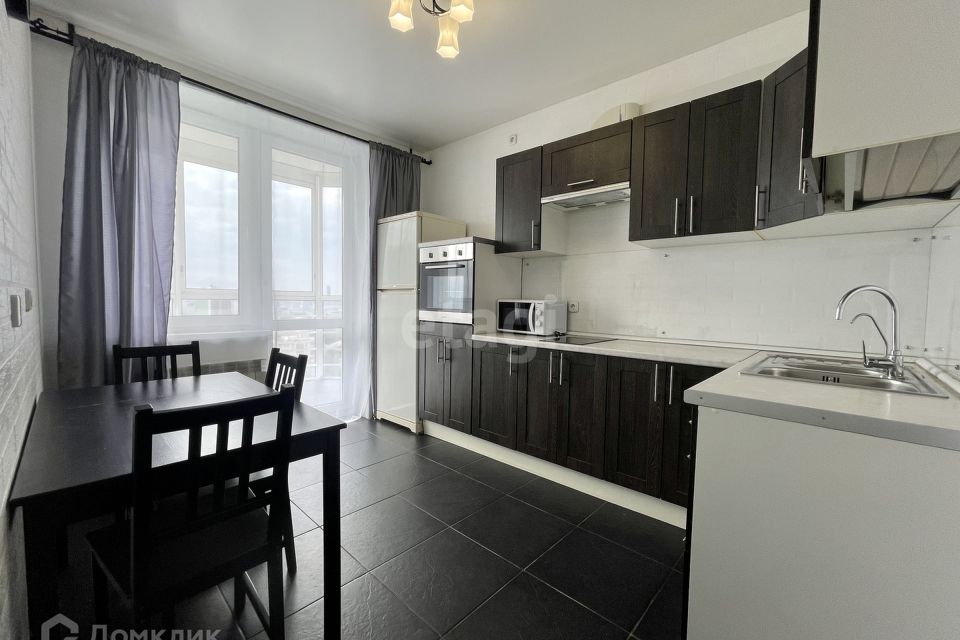 Сдаётся 1-комнатная квартира, 40.3 м²