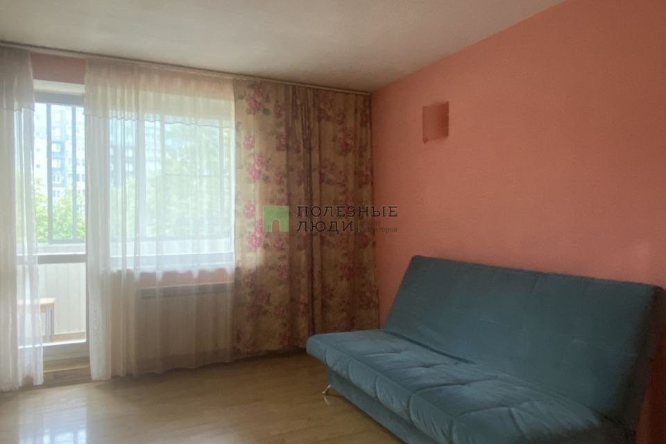 Сдаётся 1-комнатная квартира, 42 м²