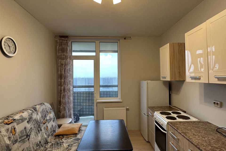 Продаётся 1-комнатная квартира, 35.7 м²