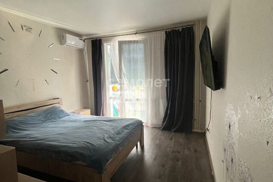 Продаётся 1-комнатная квартира, 37.3 м²