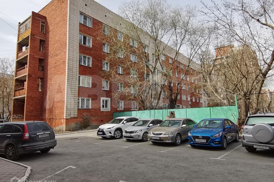 Продаётся комната в 1-комн. квартире, 13.1 м²