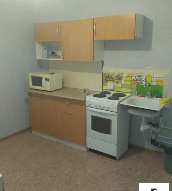 Сдаётся 2-комнатная квартира, 65 м²