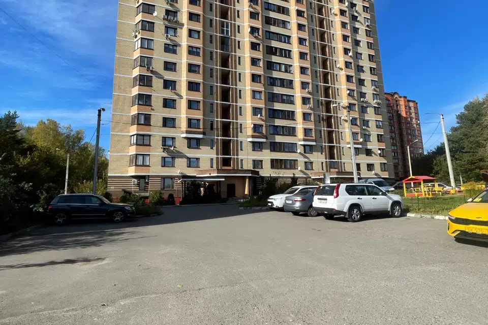 Продаётся 1-комнатная квартира, 42.6 м²
