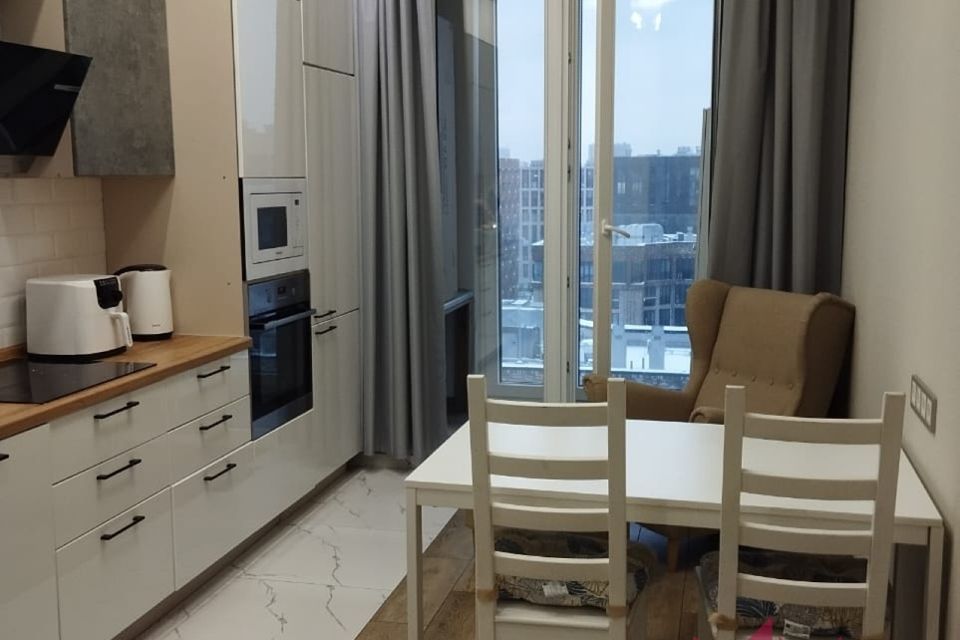 Продаётся 2-комнатная квартира, 65.2 м²