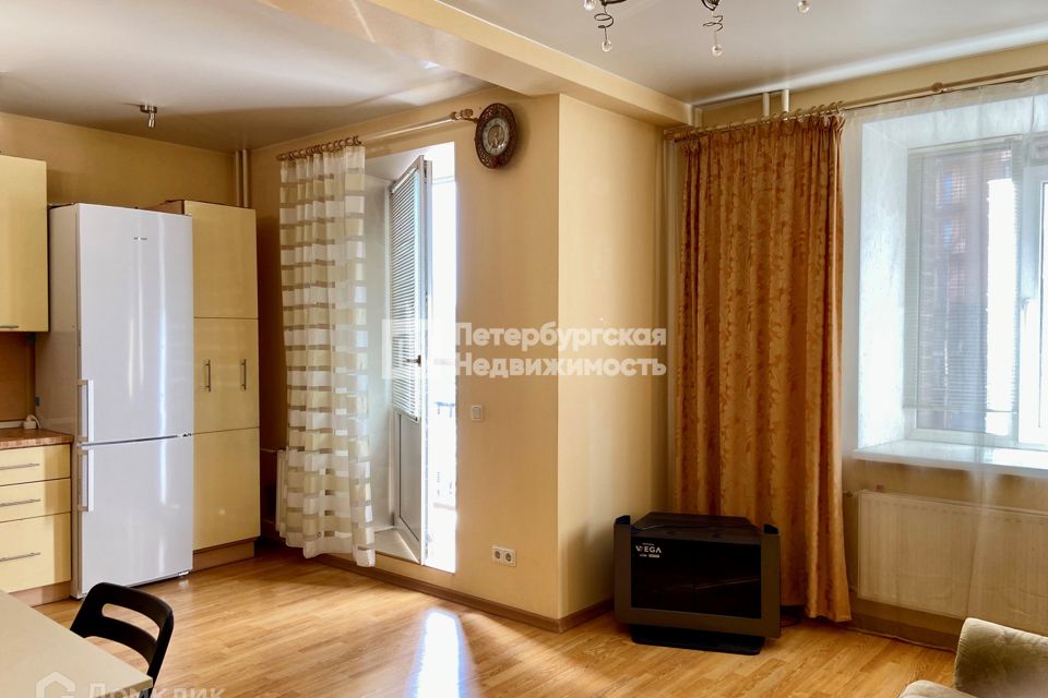 Продаётся 2-комнатная квартира, 56.7 м²