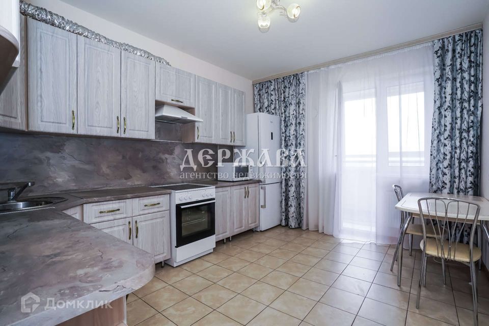Продаётся 3-комнатная квартира, 99.4 м²