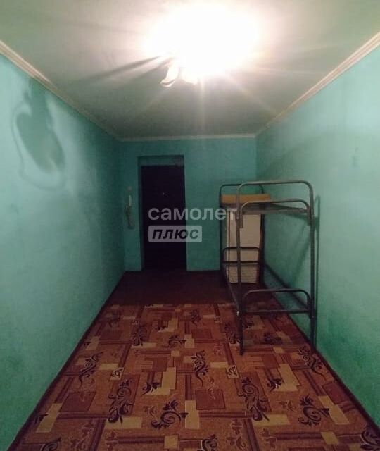 Продаётся комната в 1-комн. квартире, 12.7 м²