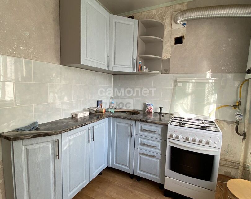 Продаётся 3-комнатная квартира, 62.3 м²