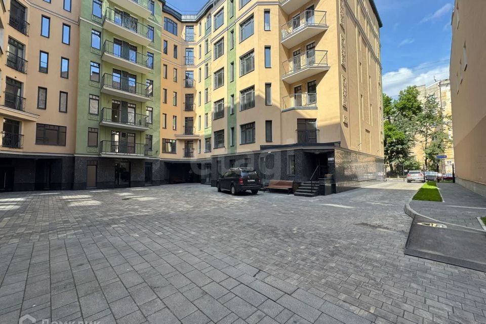 Продаётся 2-комнатная квартира, 79.94 м²