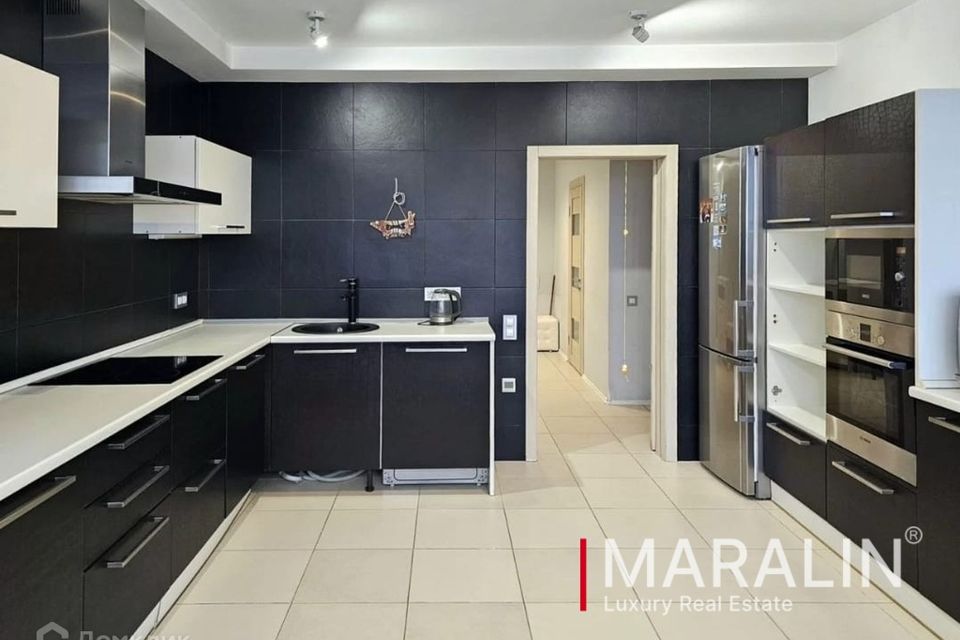 Сдаётся 4-комнатная квартира, 95 м²