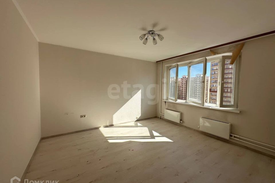 Продаётся 1-комнатная квартира, 38.5 м²
