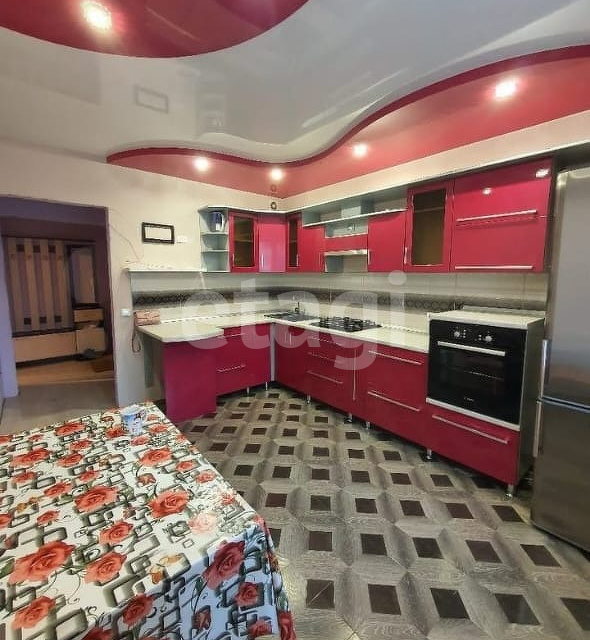Продаётся 3-комнатная квартира, 71.8 м²