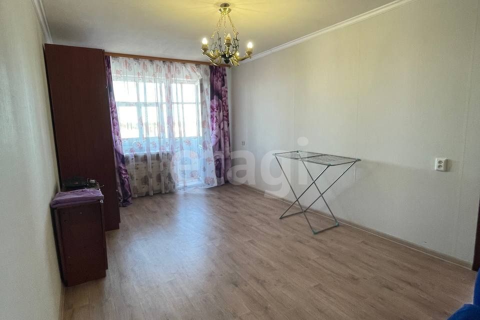 Продаётся 3-комнатная квартира, 60.2 м²