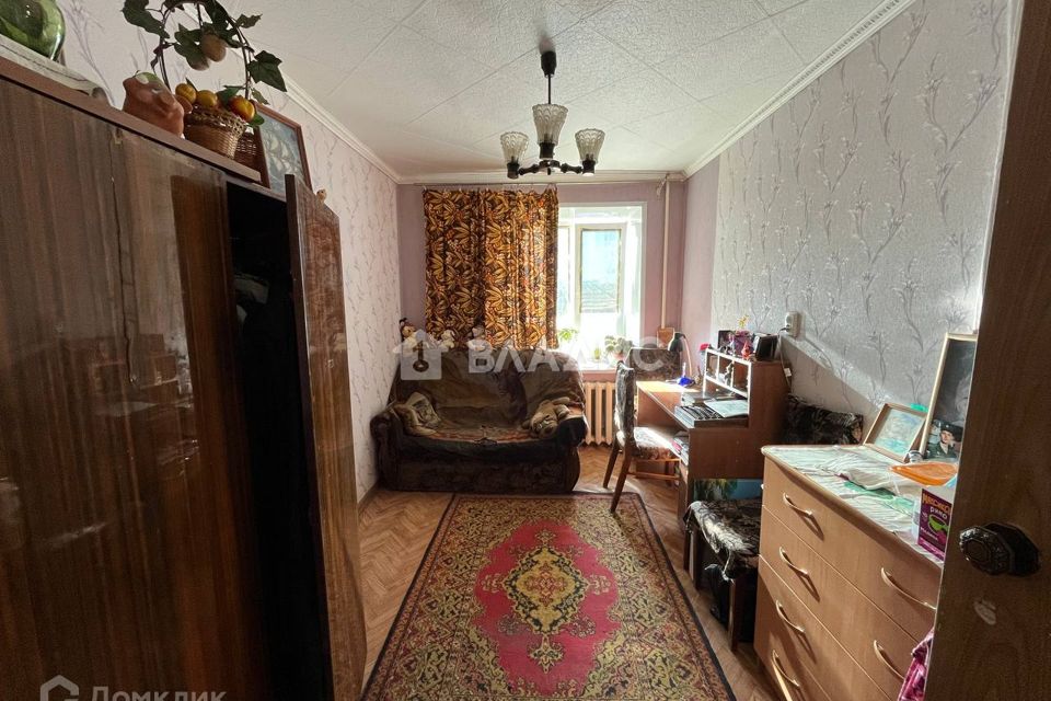 Продаётся 3-комнатная квартира, 57.9 м²