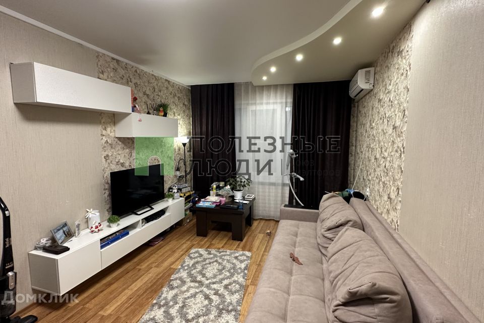 Продаётся 2-комнатная квартира, 42.7 м²