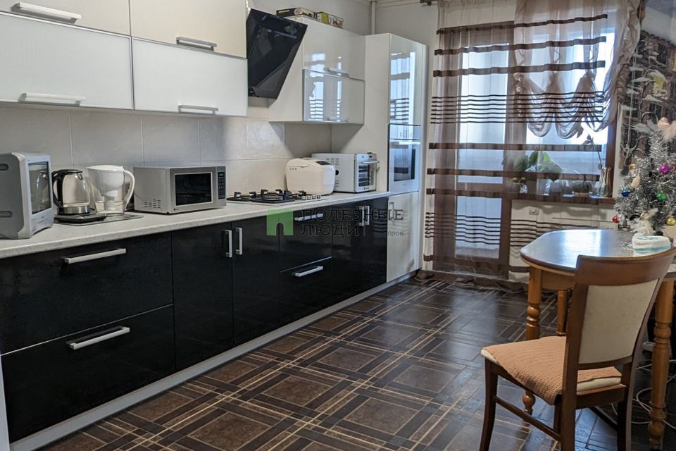 Продаётся 2-комнатная квартира, 57.3 м²