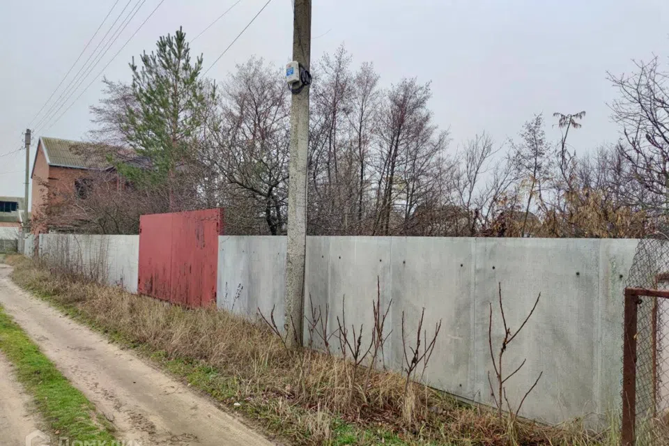 Продаётся 2-этажный дом, 200 м²