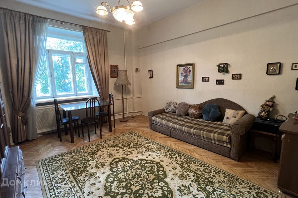 Продаётся 2-комнатная квартира, 65.4 м²