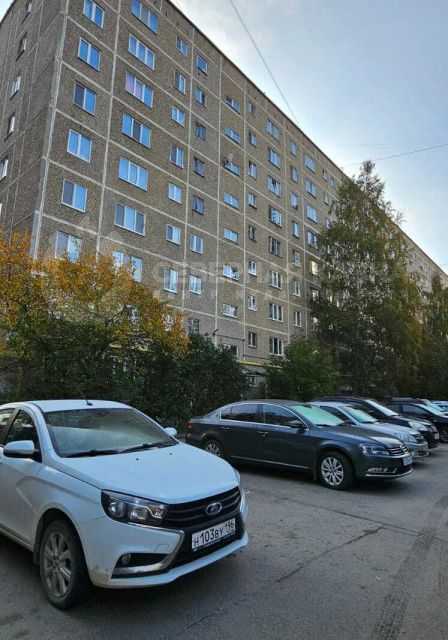 Продаётся 2-комнатная квартира, 42.7 м²