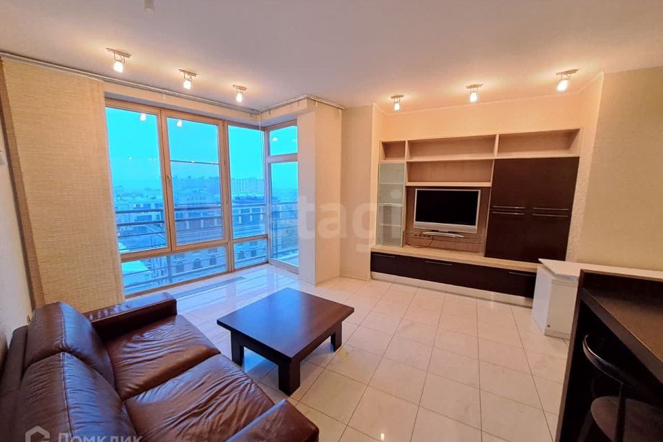 Продаётся 2-комнатная квартира, 91.5 м²