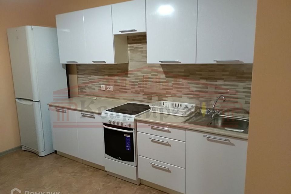 Сдаётся 1-комнатная квартира, 43 м²