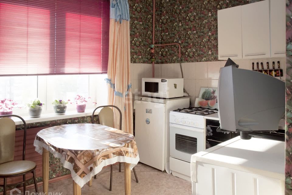 Продаётся 1-комнатная квартира, 37.4 м²
