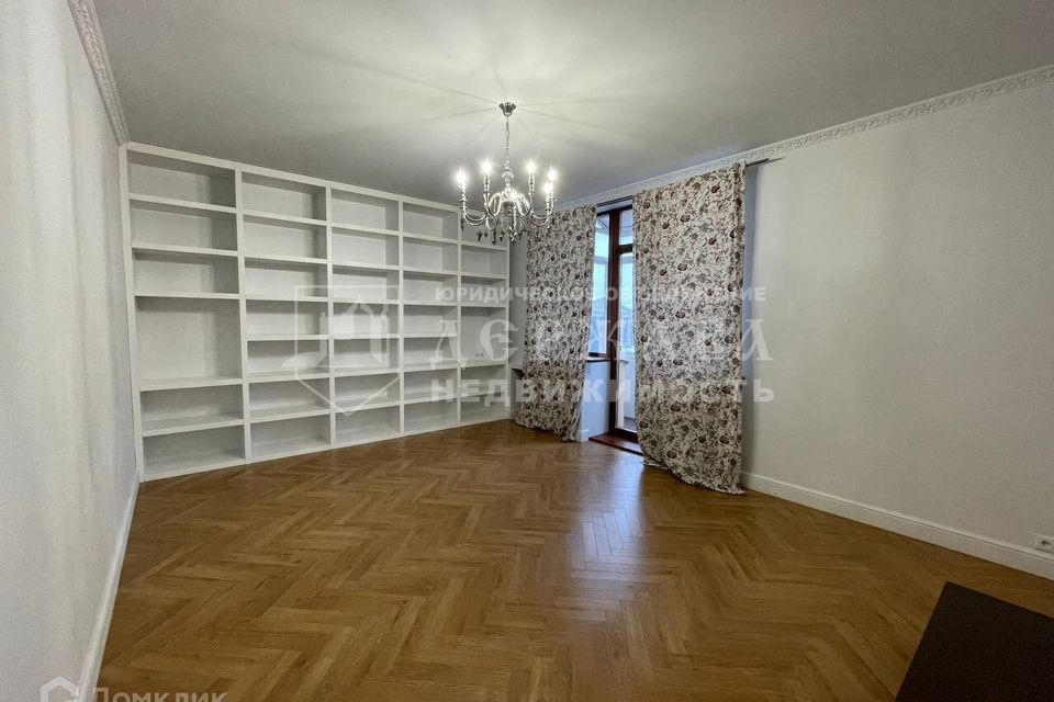 Продаётся 4-комнатная квартира, 94.3 м²