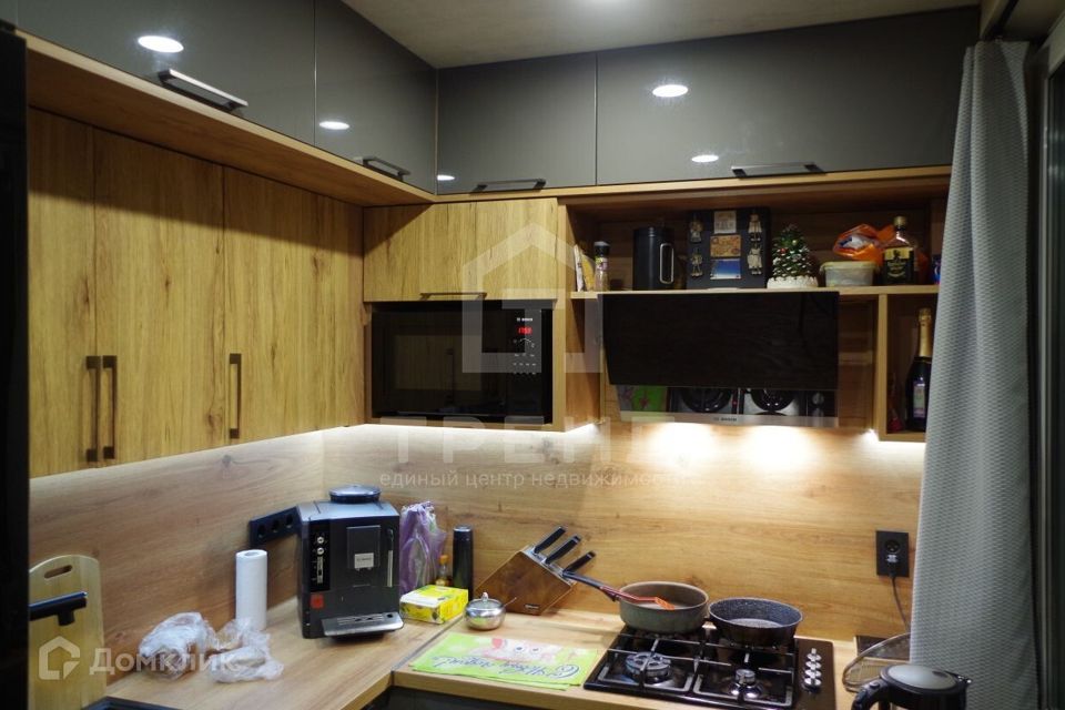 Продаётся 3-комнатная квартира, 60.8 м²
