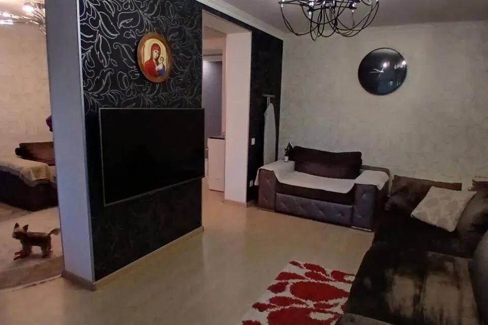Продаётся 6-комнатная квартира, 137.1 м²