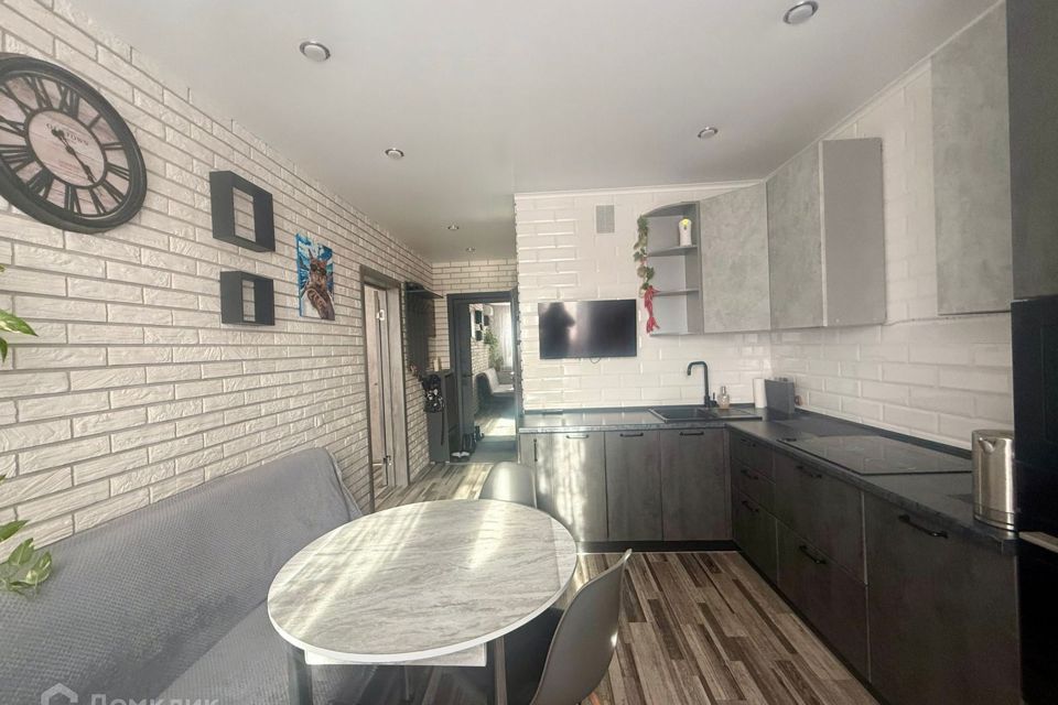 Продаётся 1-комнатная квартира, 38 м²