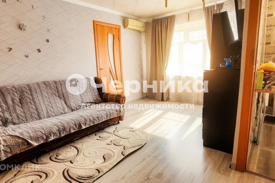 Продаётся 2-комнатная квартира, 42.3 м²