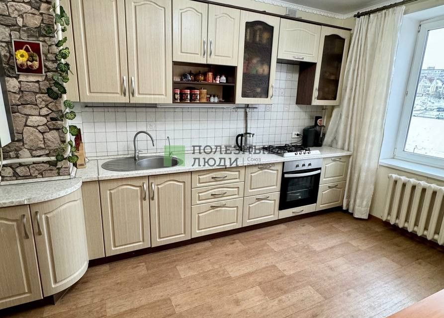 Продаётся 1-комнатная квартира, 50.4 м²