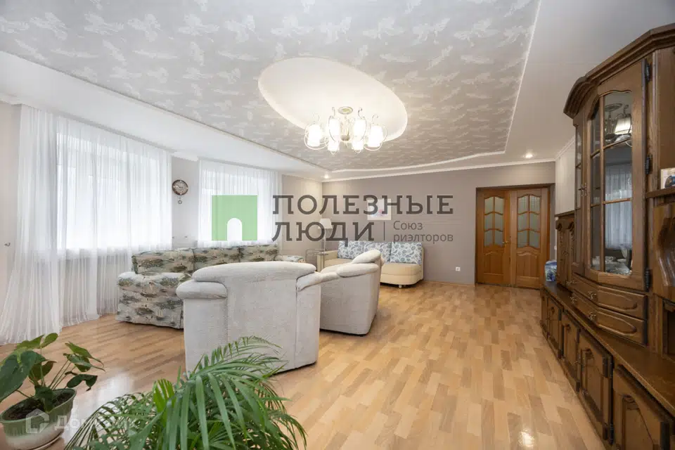 Продаётся 2-комнатная квартира, 94.9 м²