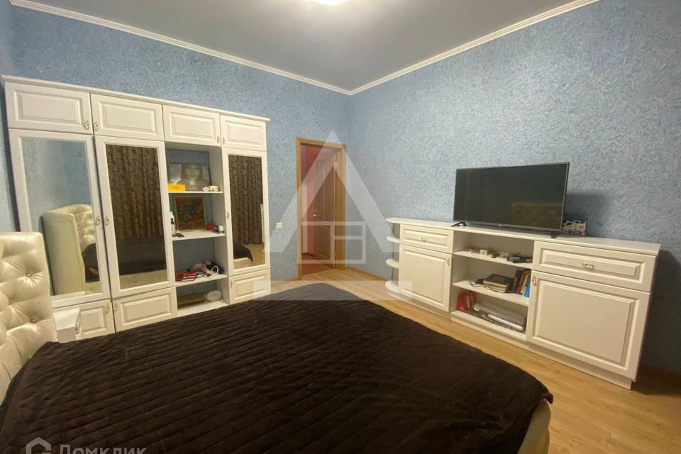 Продаётся 3-комнатная квартира, 102.3 м²