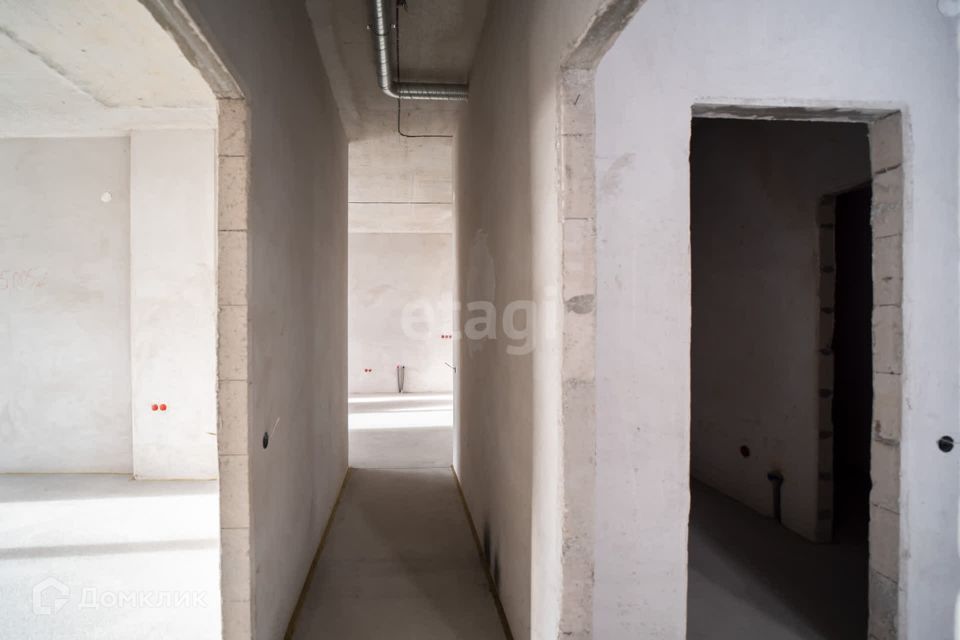 Продаётся 3-комнатная квартира, 122.1 м²