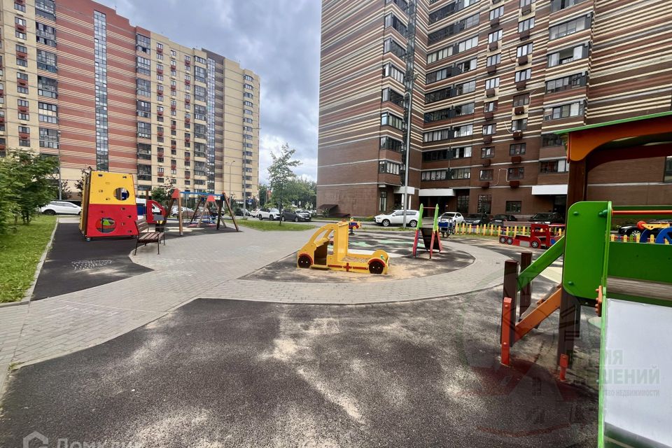 Продаётся 2-комнатная квартира, 62.6 м²