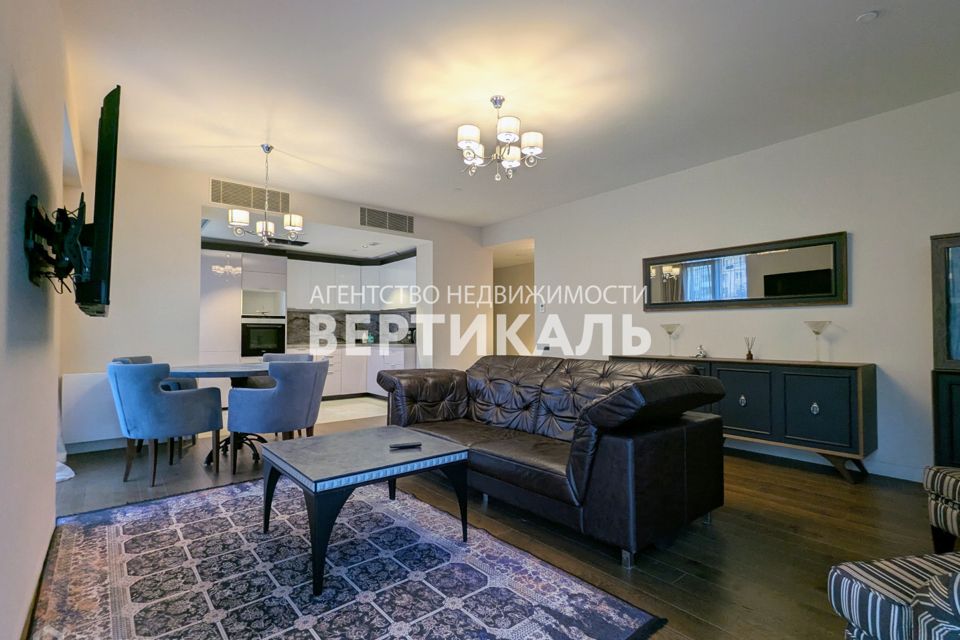 Сдаётся 3-комнатная квартира, 96 м²