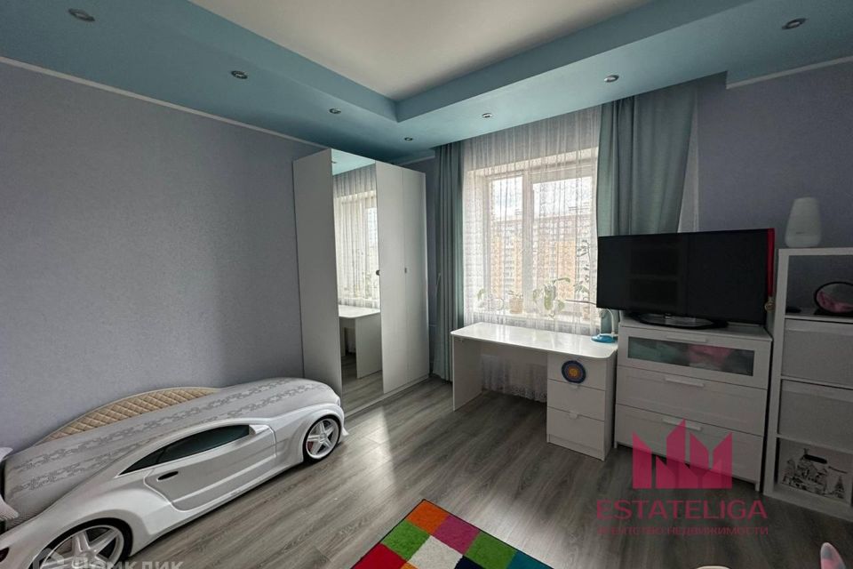 Продаётся 2-комнатная квартира, 57.7 м²