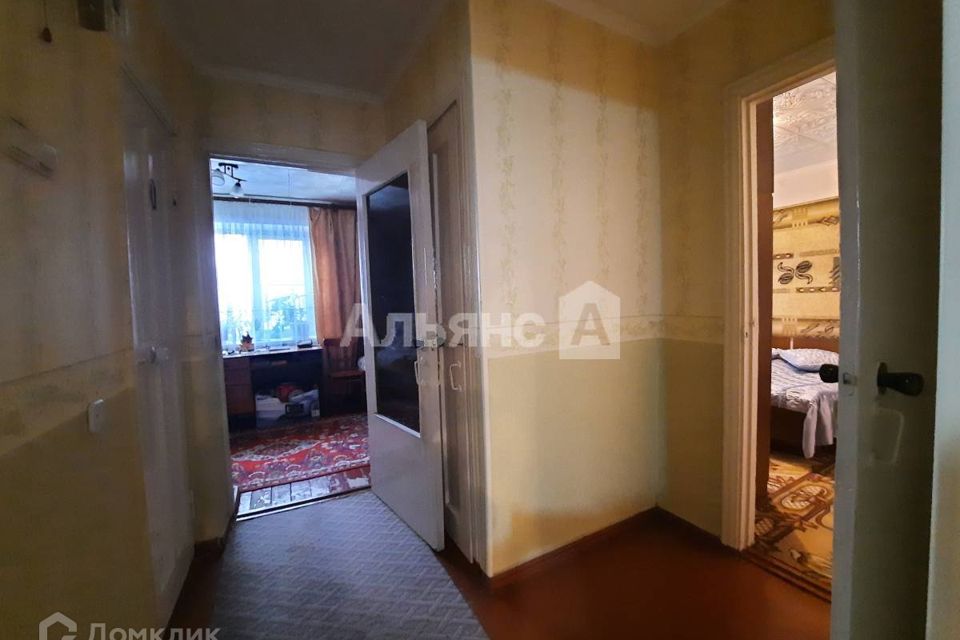 Продаётся 3-комнатная квартира, 60.8 м²